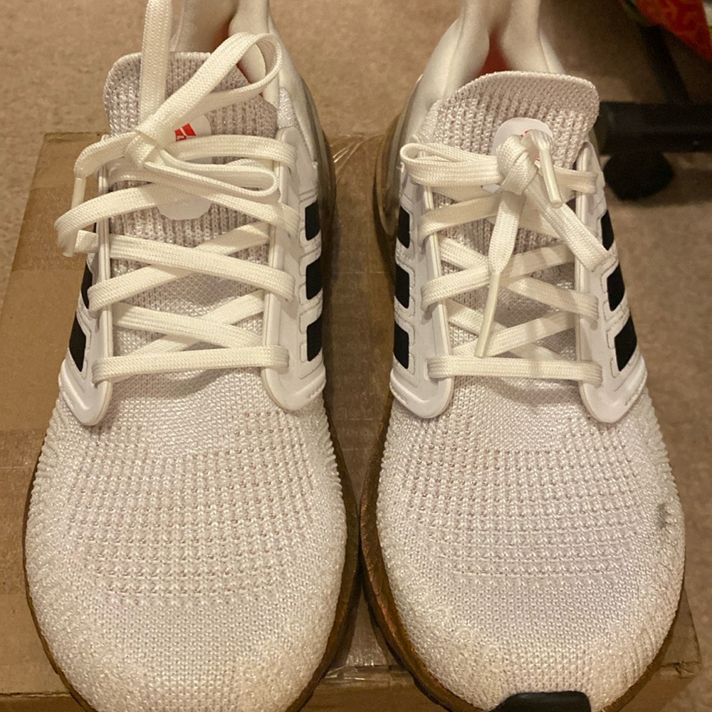 Adidas women sneakers